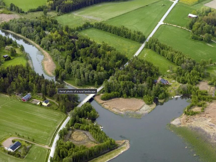 Luftfoto av et landlig landskap. Foto: Riku Lumario
