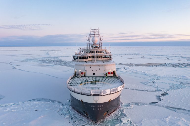 icebreaker ship