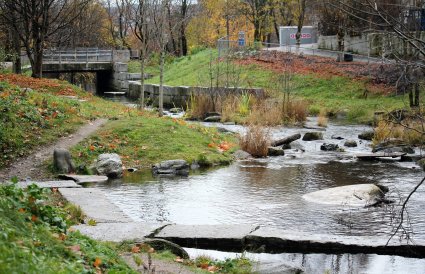 Åpent vassdrag i urbane omgivelser